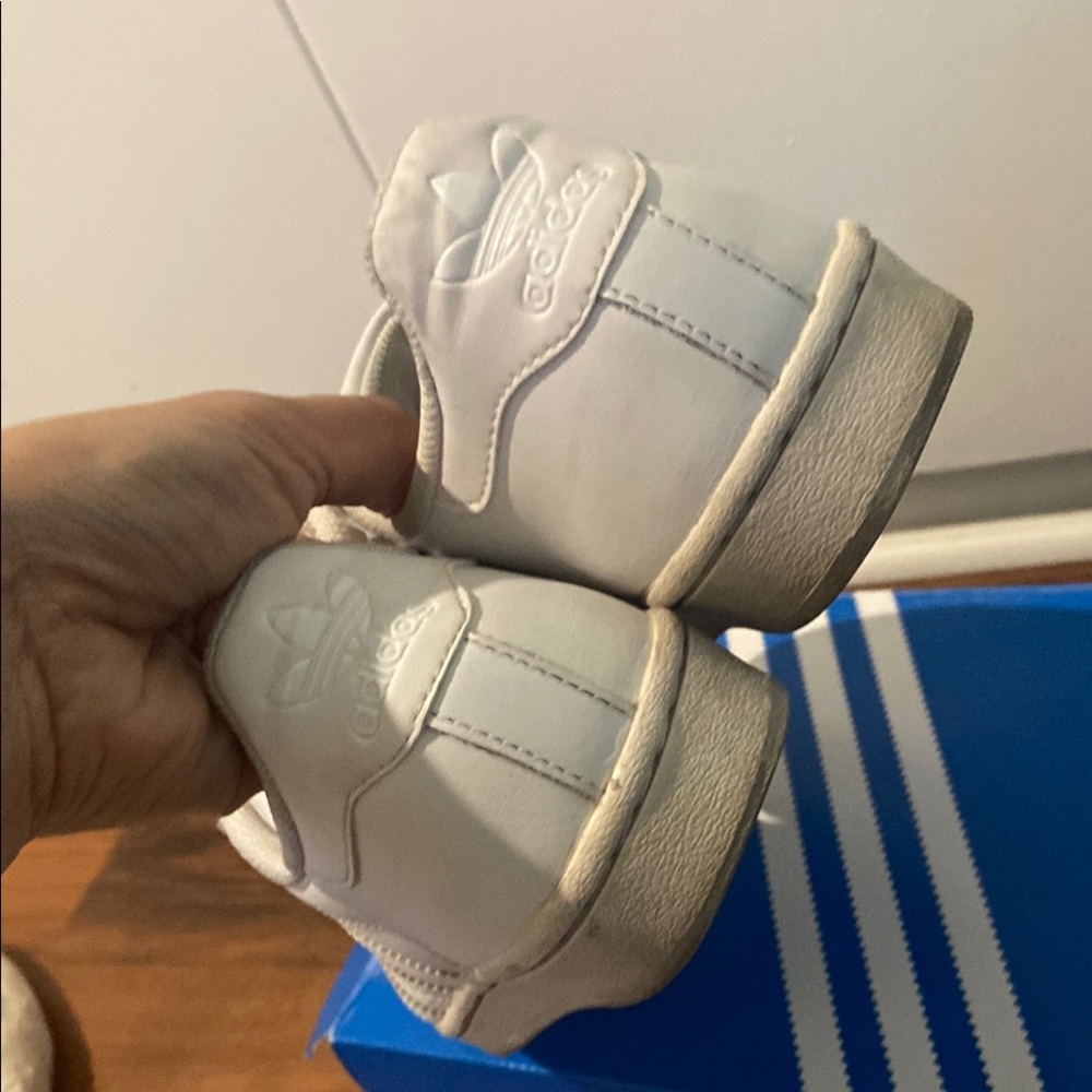 Adidas Shell Toe Sneakers 👟 - Picture 4 of 5
